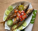 Foto langkah ke 3 dari resep Ikan Kembung Goreng Sambal Matah.