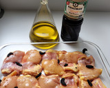Foto del paso 2 de la receta: Pollo al ajo negro facilísimo, sano y muy rico