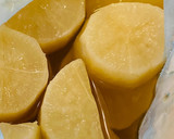 A picture of step 3 of Simmered Radish.