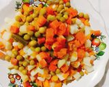 Foto del paso 1 de la receta: Ensalada Rusa con camarones al Jaz