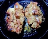 A picture of step 4 of Chicken tikka with puri.