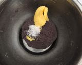 Foto langkah ke 2 dari resep Roti Sobek, tepung ketan item.