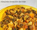 Foto langkah ke 8 dari resep Oseng pedas kerang Dara dan tempe.