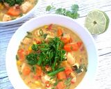 A picture of step 11 of Thai style salmon chowder.