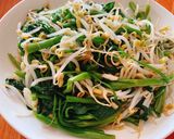 Hình bước làm 2 của món Rau muống xào giá