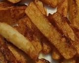 A picture of step 4 of Crispy honey chilli potatoes (street style).
