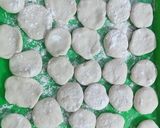 Foto del paso 1 de la receta: Gyoza (empanadas japonesas de cerdo al vapor)