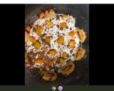 A picture of step 6 of Custard Trifle Bowl.