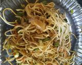 A picture of step 3 of Breakfast veg chowmin # Special.