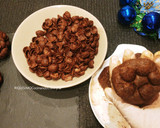 Foto del paso 4 de la receta: Piñas de chocolate y cereales