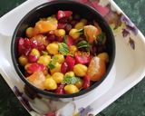 A picture of step 3 of Chana/Chickpeas Salad (for kids).