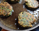 Foto del paso 5 de la receta: Torrejas de acelga, más ricas que las de mi suegra.