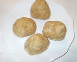 A picture of step 5 of Grilled Rice Balls (Yaki Onigiri) with Miso, Soy Sauce, and Sugar – Leftover Rice Recipe.