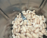 Foto del paso 2 de la receta: Hummus de alubia blancas de bote
