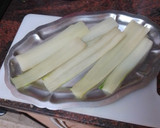 Foto del paso 1 de la receta: Pencas rellenas de jamón y queso