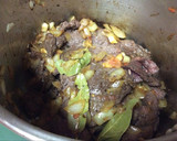 Foto del paso 4 de la receta: Carrilleras de ternera al vino tinto