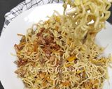 Foto langkah ke 6 dari resep Mi goreng lorjuk.