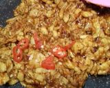 Foto langkah ke 3 dari resep Spicy Scrambled Egg.