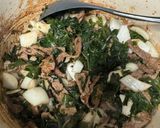 A picture of step 2 of Seaweed soup (Korean birthday soup).
