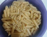 A picture of step 2 of Pink pasta.
