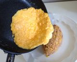 A picture of step 21 of Easy Demi-Glace Fluffy Soft Omurice.