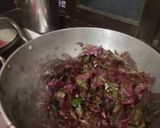A picture of step 2 of Chaulai/Bhatua/Lal bhaji ki sabzi.