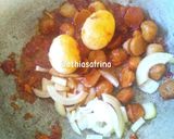 Foto langkah ke 4 dari resep Balado Bakso Telur.