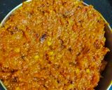 A picture of step 3 of Red chilli chutney.