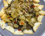 Foto langkah ke 6 dari resep Tumis Kiam Chai (Sayur Asin).
