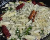 प्रॉन्स काळीमिरी (prawns kalimiri recipe in marathi) रेसिपी स्टेप 3 फोटो 