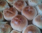 Foto del paso 9 de la receta: Pancitos caseros con chicharrón y azúcar