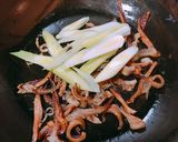 小時候熟悉的味道 - 魷魚螺肉蒜的食譜步驟3照片