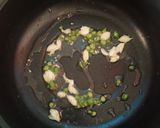 รูปขั้นตอนการทำที่ 1 ของ แหนมผัดแตงกวา