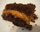 Foto del paso 7 de la receta: Torta de chocolate en 3 minutos facilísima! Rellena con dulce de leche y queso crema😋 al microondas