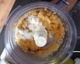 Foto langkah ke 5 dari resep Bola Ayam Goreng.