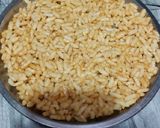 मुरमुरा चिक्की (Murmura chikki recipe in hindi) रेसिपी चरण 5 फोटो
