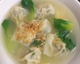 A picture of step 6 of Wonton soup.