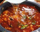 Jjampong (Korean Spicy Seafood Noodle Soup) recipe step 4 photo