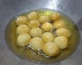 Foto langkah ke 5 dari resep Chapssal Korean Donuts.