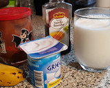 Foto del paso 1 de la receta: Batido de Nocilla y Plátano (con nata montada y queso)