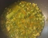 Foto del passaggio 3 della ricetta Risotto ai fiori di zucca e zucchine