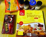 Foto langkah ke 1 dari resep Puff Pastry Strawberry Cokelat.