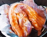 Hình bước làm 4 của món Xôi lá cẩm thịt xá xíu