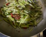 Foto langkah ke 3 dari resep Tumis Labu Siam.
