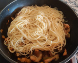Foto del paso 8 de la receta: Capellini con shiitakes y bacon