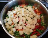 Foto del paso 4 de la receta: Guisantes a la jardinera 