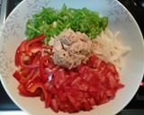 Foto del paso 2 de la receta: Pasta con tofu, vegetales, atún y salsa de soja