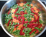 Foto del paso 3 de la receta: Guisantes a la jardinera 