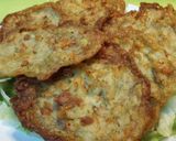 A picture of step 6 of Tortillitas de Camarones.