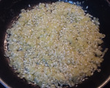 Foto del paso 2 de la receta: Rissotto de salmón con gorgonzola
